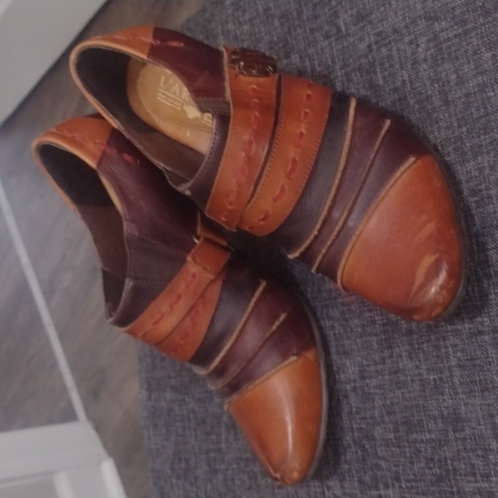 L'ARTISTE LEATHAR SHOES